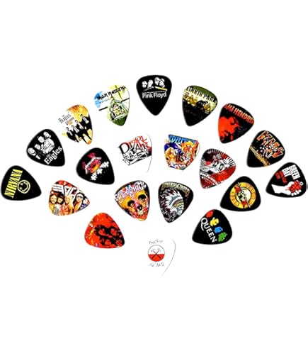 四つ打ちなど99枚セット Amazon.com: Musical Band Guitar Picks (Vol IV) : Musical