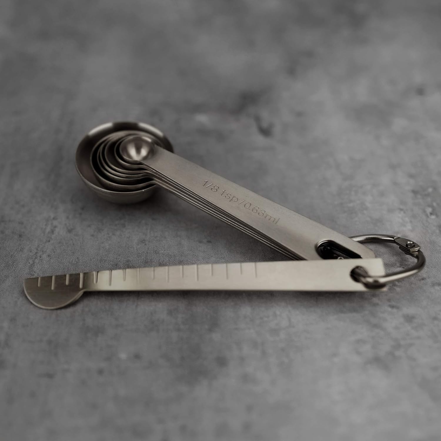 Black Measuring Spoons Heavy Duty 18/8 Stainless Steel Measuring Set of 8 with Leveler includes: 1/8 tsp, 1/4 tsp, 1/2 tsp, 3/4 tsp, 1 tsp, 1/2 tbsp, 1 tbsp for Dry and Liquid Ingredients by Homestia: Kitchen & Dining