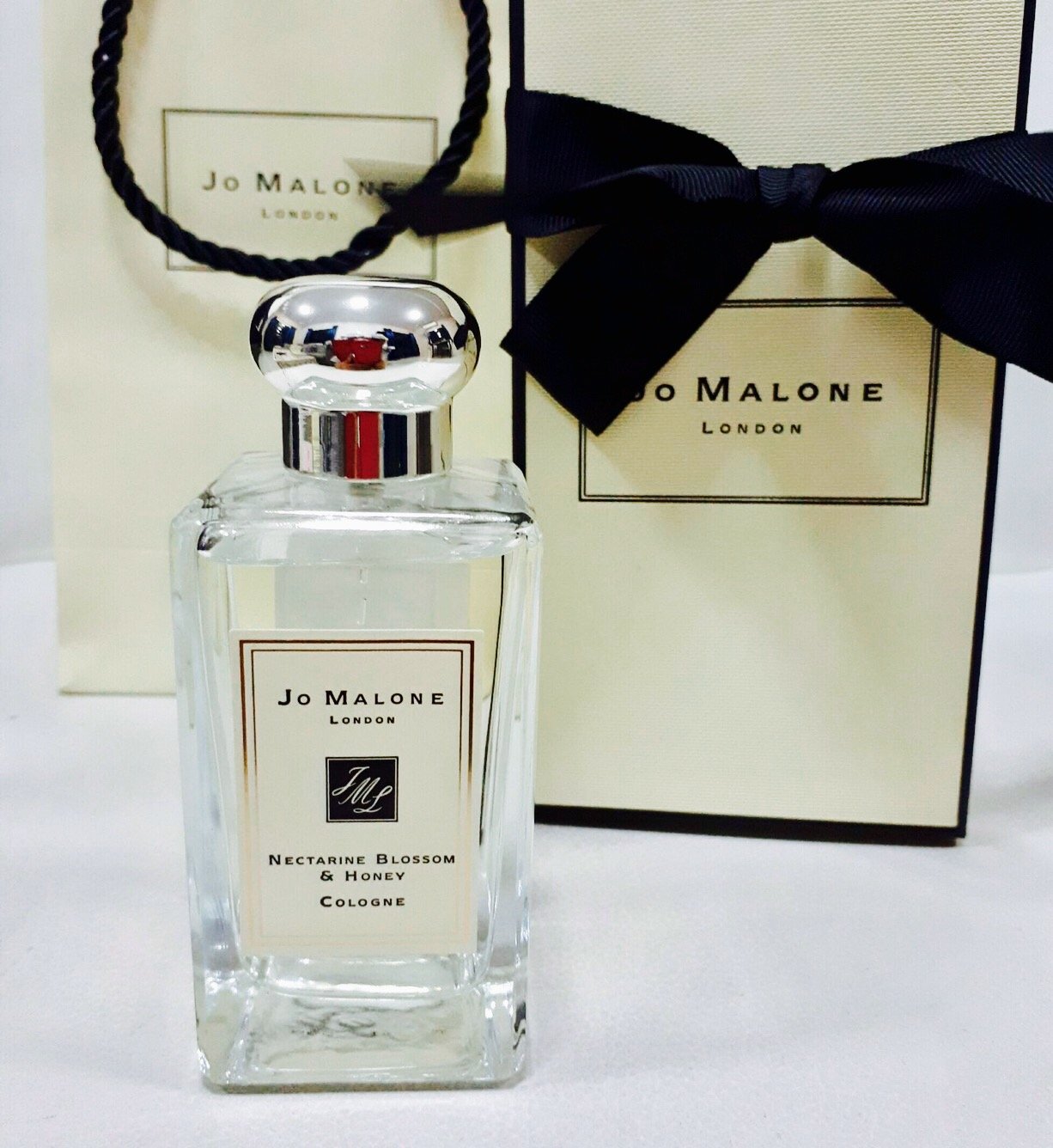 Nectarine blossom & honey cologne jo malone. Jo malone peony blush suede. Jo malone blossom honey. Jo malone nectarine blossom and honey. Nectarine blossom & honey cologne jo malone.