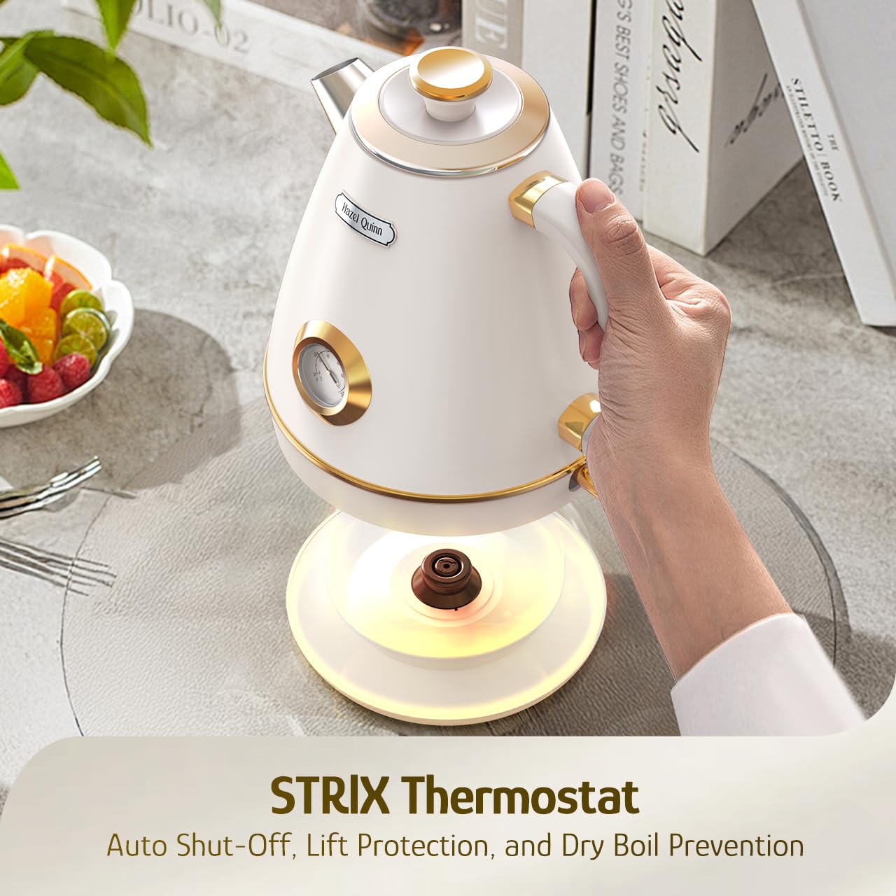 Hazel Quinn Hervidor eléctrico retro - Tetera de 1,7 litros / 57,5 ​​onzas con termómetro, totalmente de acero inoxidable, 1200 vatios de ebullición rápida, sin BPA, inalámbrico, apagado automático - Blanco perla