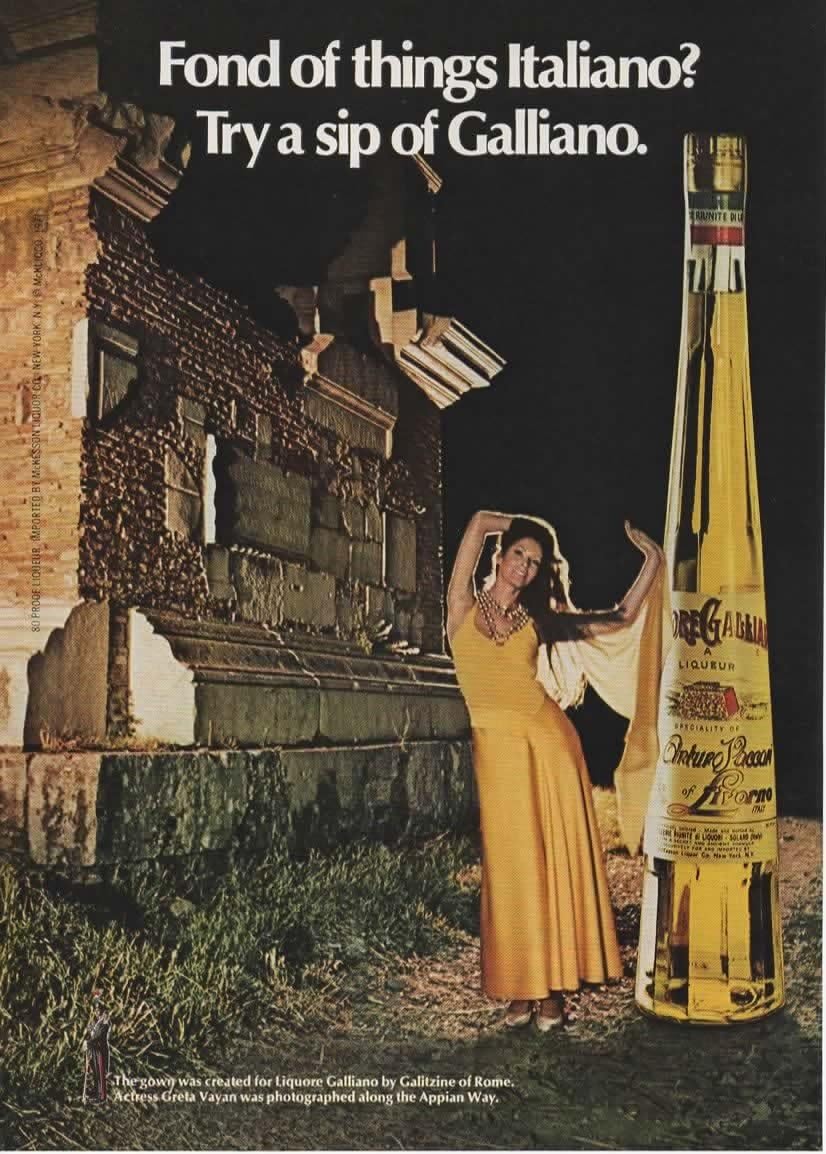 Пару постеров старой рекламы алкоголя. Ликер Galliano История,Алкоголь,Ликеры,Реклама