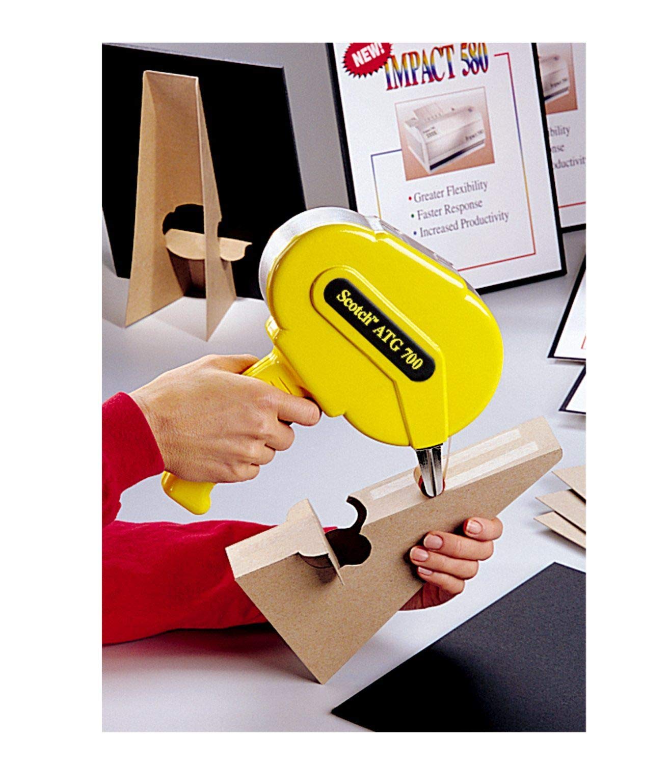 Scotch ATG Adhesive Transfer Tape Gun ATG700, Applicator, Model 19600, Yellow, 9.5 inches x 9.5 inches x 1.5 inches - Image 3