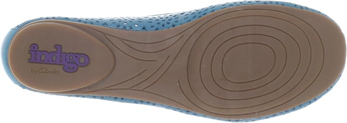 clarks indigo plush bea