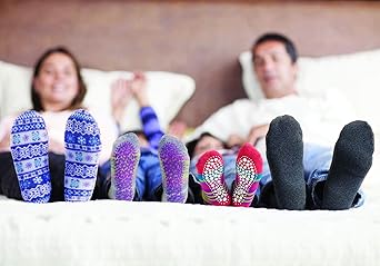 Amazon Com Acorn Unisex Versafit Fleece Sock Warm Breathable And Moisture Wicking Mid Calf Length Clothing