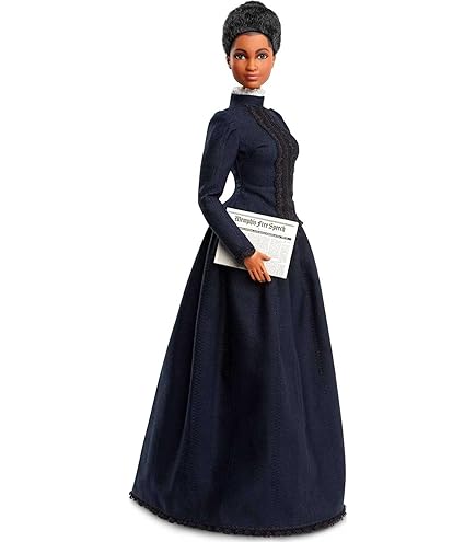 Amazon.com: Mattel Barbie Donna Karan New York