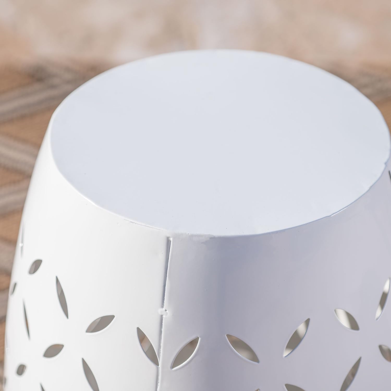 Christopher Knight Home Lilac Outdoor 12" Iron Side Table, White : Garden & Outdoor