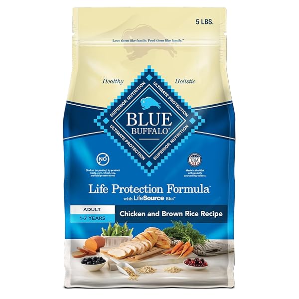 BLUE BUFFALO LIFE PROTECTION FORMULA ADULT DRY DOG FOOD, HELPS BUILD AND MAINTAIN STRONG MUSCLES, MADE WITH NATURAL INGREDIENTS, CHICKEN & BROWN RICE RECIPE, 5-LB. BAG