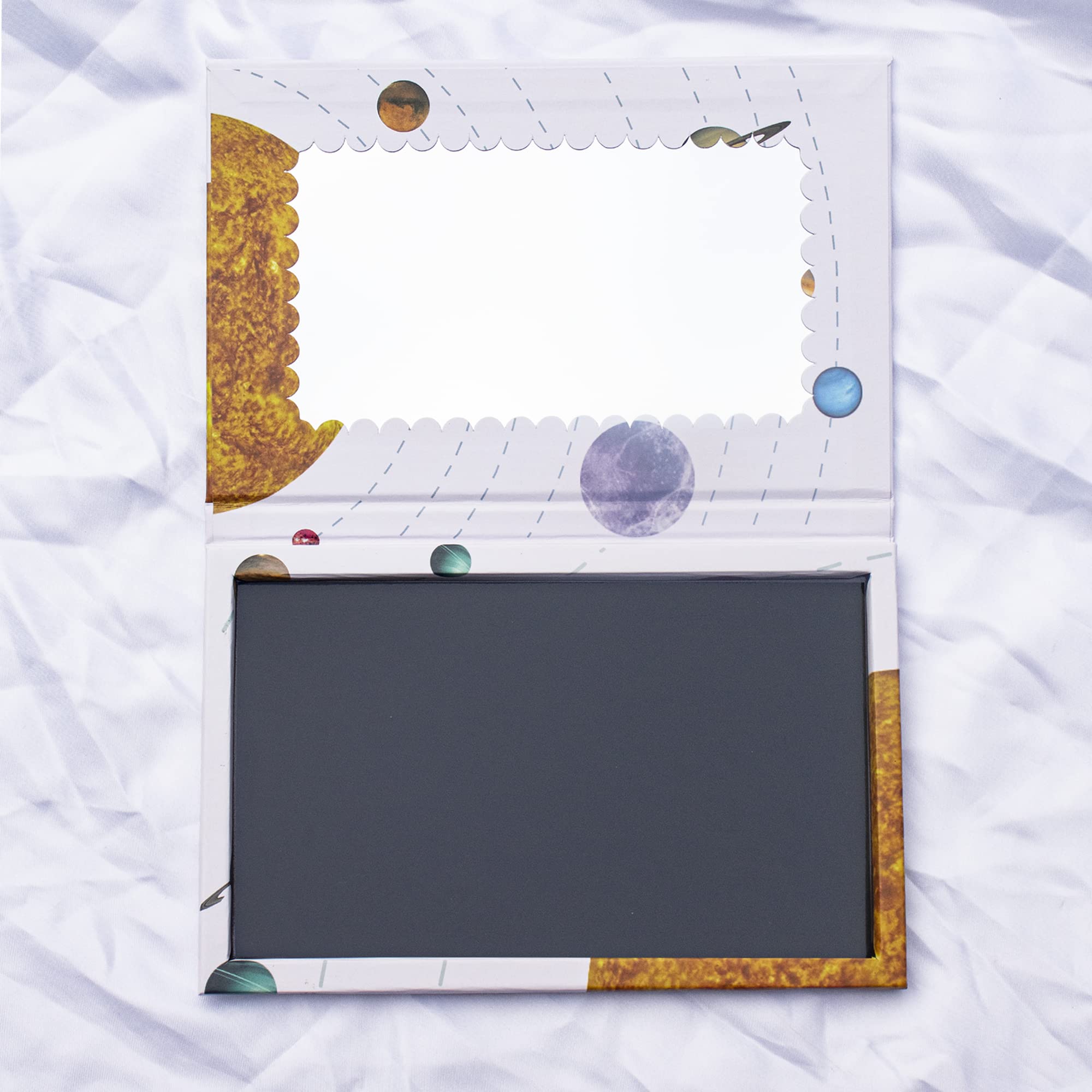 SZDYM Empty magnetic palette with Mirror,Like a Book Fashionable and beautiful empty magnetic palette Makeup Magnetic Palette
