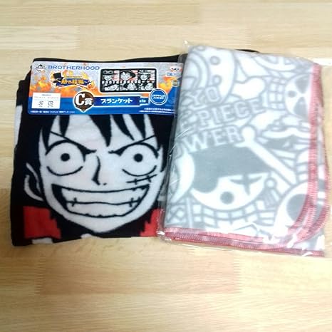 Amazon Co Jp One Piece ブランケットセット モンキー D ルフィ サボ ポートガス D エース 麦わらの一味 ロロノアゾロ サンジ ナミ チョッパー ホビー 通販