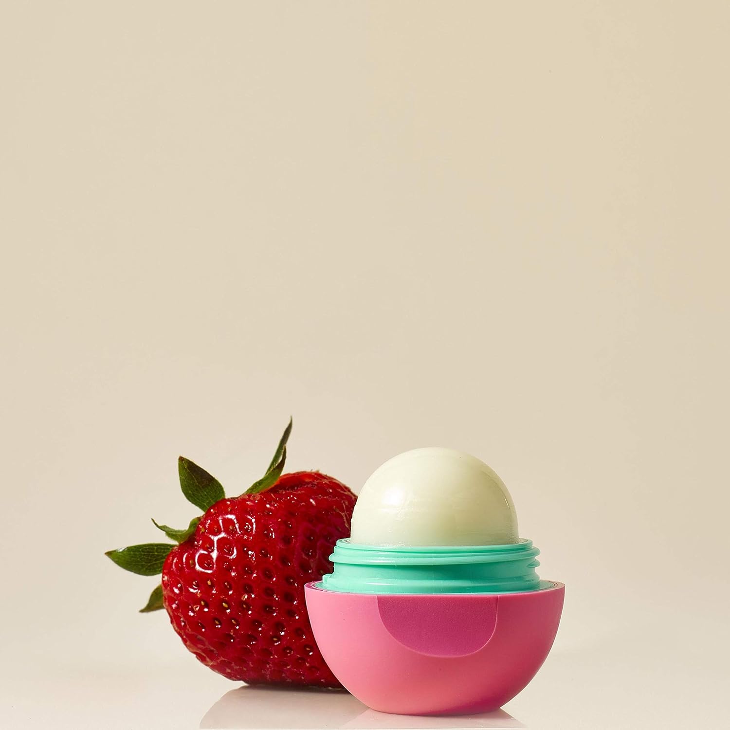 eos USDA Organic Lip Balm - Strawberry Sorbet | Lip Care to Moisturize Dry Lips | 100% Natural and Gluten Free | Long Lasting Hydration | 0.25 oz: Beauty