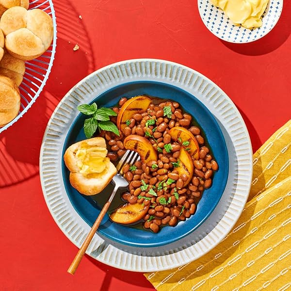 BUSH’S CANNED BOURBON AND BROWN SUGAR GRILLIN’ BEANS, PLANT-BASED PROTEIN, GOOD SOURCE OF FIBER, VEGETARIAN, FAT FREE, GLUTEN FREE, 22 OZ