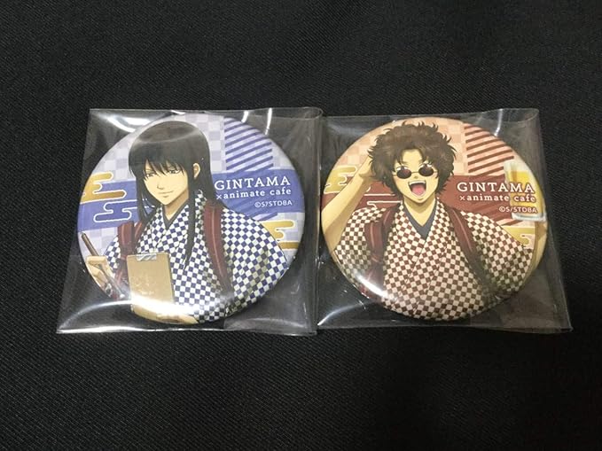 Amazon 銀魂 Animatecafe アニメイトカフェ トレーディング 缶バッジ 桂小太郎 坂本辰馬 2個セット アイドル 芸能人グッズ 通販