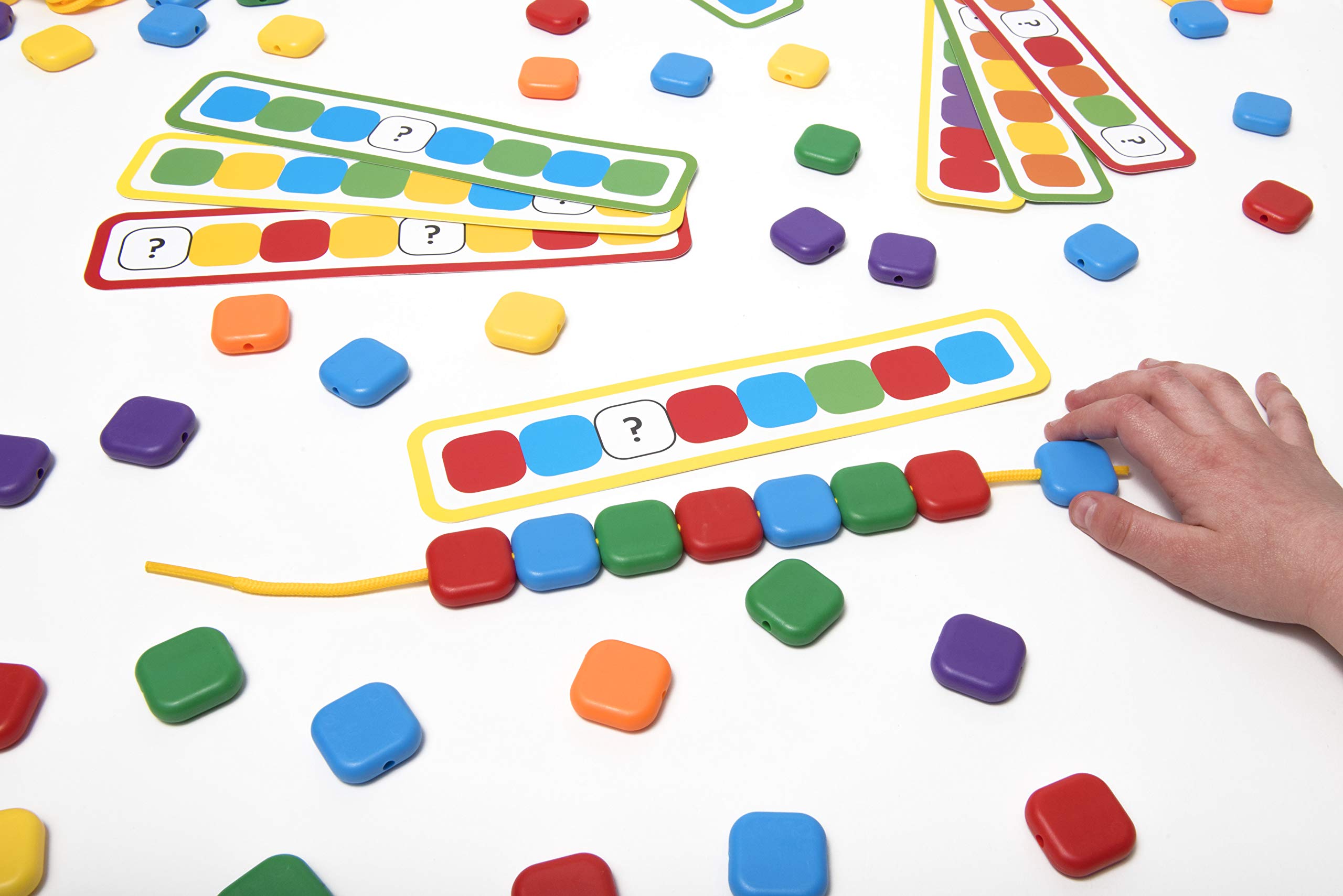 Educational Advantage Lacing Colour Sequence Beads - Fine Motor Skills - Colour Recognition and Patterning - Sequencing Game - Age 3+