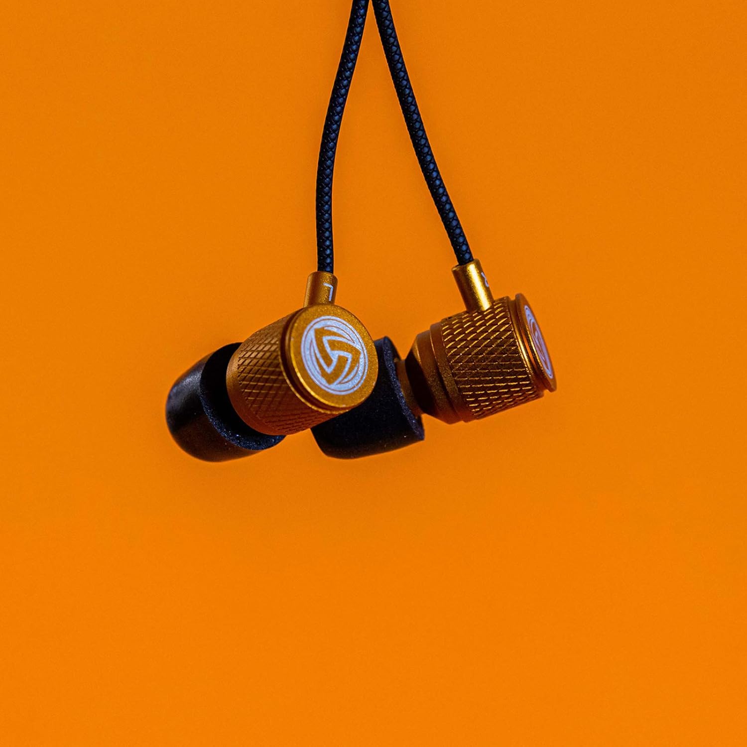 Ludos ULTRA Wired Earbuds in-Ear Headphones, 5 Year Warranty, Earphones with Microphone and Volume Control, Memory Foam - Image 5