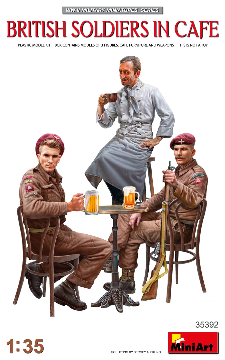 Miniart 1:35 - British Soldiers in Cafe, Molded Color