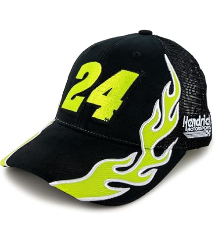 Amazon.com: Checkered Flag Sports William Byron 2025 Axalta