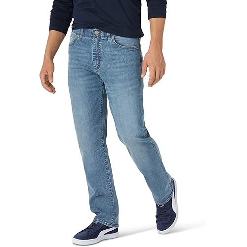 LEE Men's Performance Series Extreme Motion Regular Fit Jean