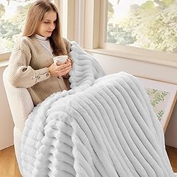 NEWCOSPLAY Super Soft Throw Blanket White Premium