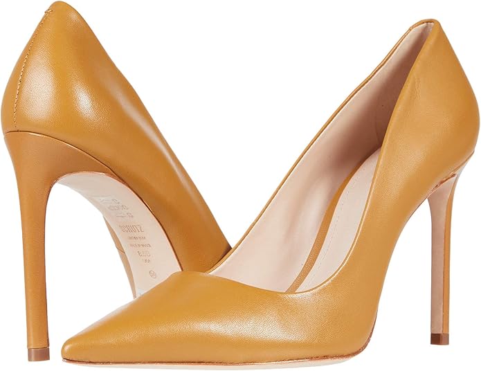 schutz pumps