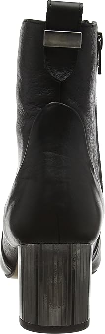 carvela strudel boots