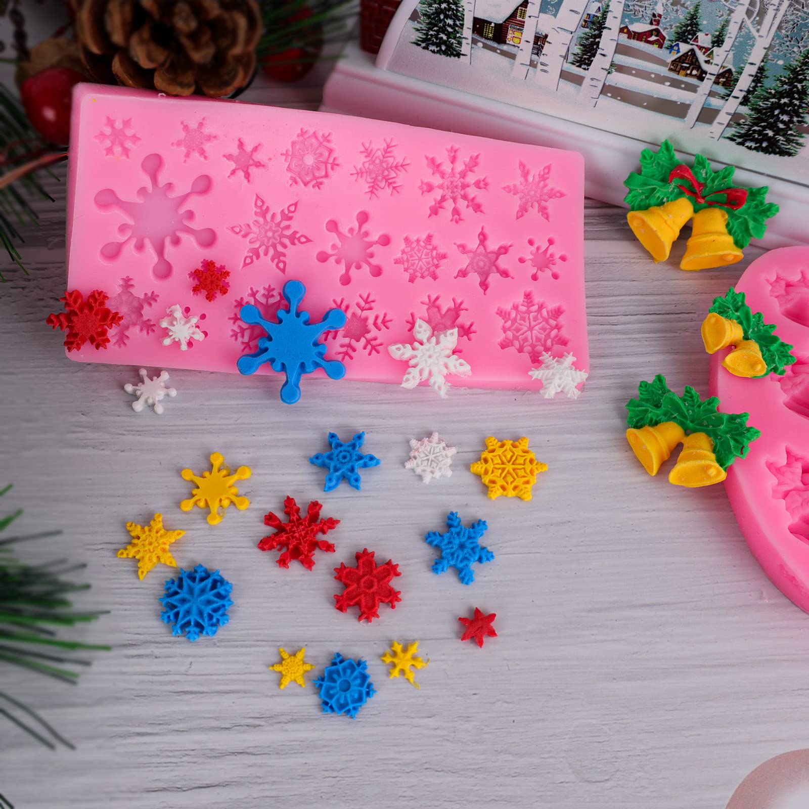 Christmas Silicone Fondant Candy Soap Cake Molds - Snowflake, Tree, Reindeer, Holly Leaves - Baking Molds for Christmas and New Year Party Cupcake Decor, 8 Pieces