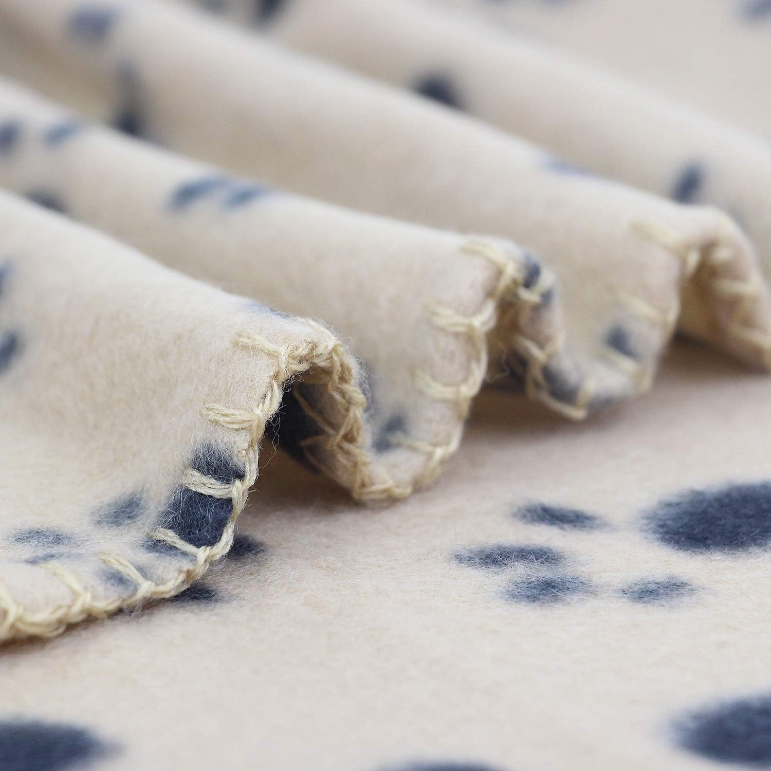 AK KYC 6 Pack Mixed Puppy Blanket Cushion Dog Cat Fleece Blankets Pet Sleep Mat Pad Bed Cover with Paw Print Kitten Soft Warm Blanket for Animals : Pet Supplies