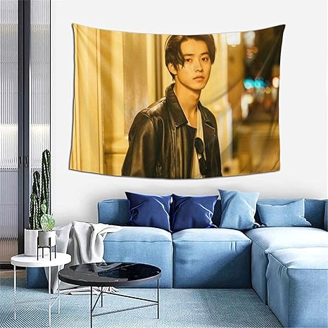 Amazon Co Jp 人気 山崎賢人 2 北欧ins風背景布 タペストリー 壁掛け 改造する タペストリー インテリア 配置 おしゃれ飾り 壁紙 デコレーション リビング かっこいい ベッドルーム ホーム キッチン