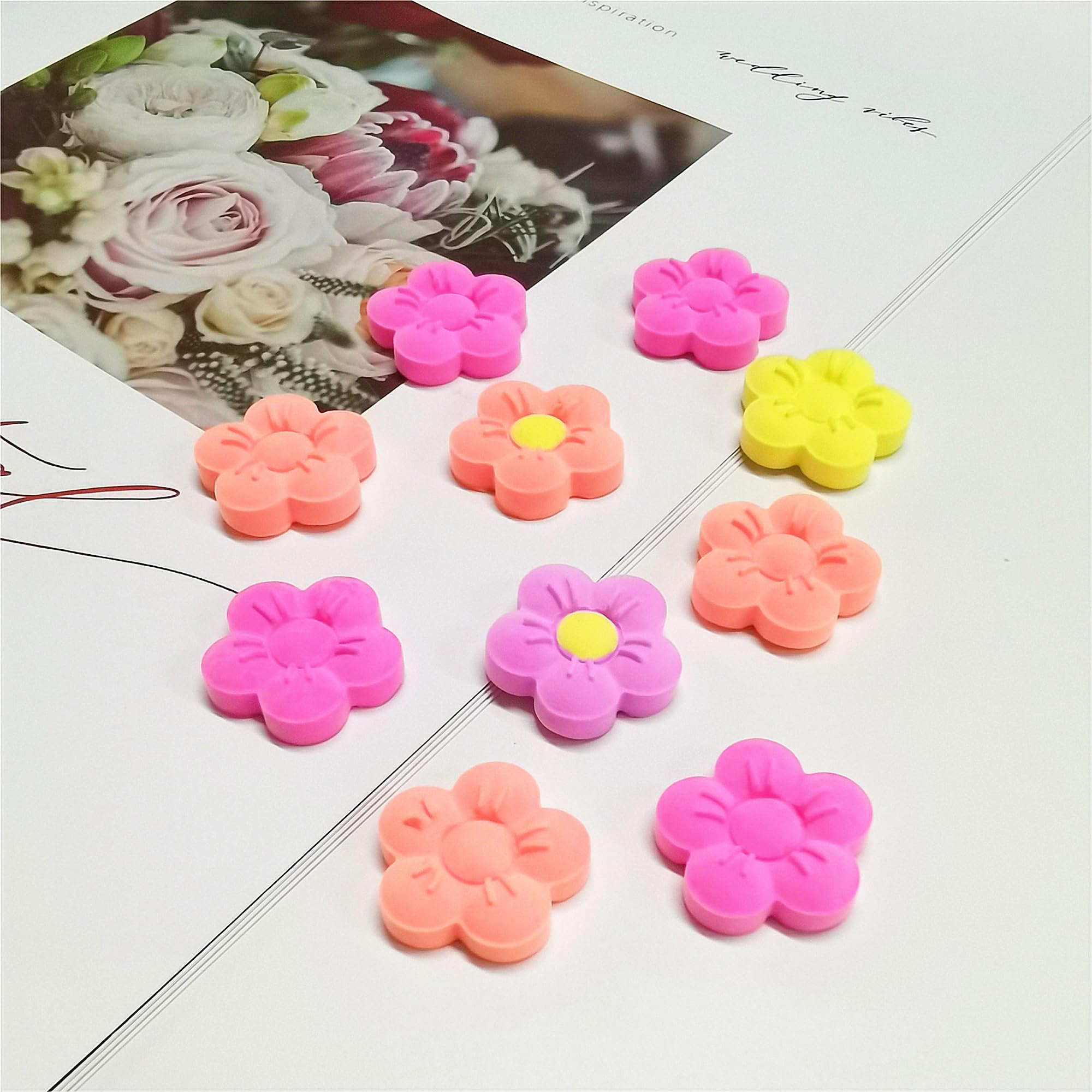 Tadonyny Small Flower Candy Molds Silicone Chocolate Gummy Molds, Blossom Silicone Fondant Cake Mold Mint Molds with Scraper (flower)