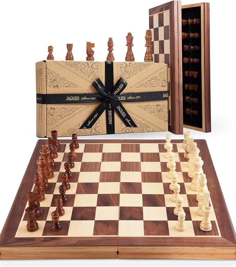 Jaques of London Wooden Chess Set Folding Board 11 in Staunton Pieces