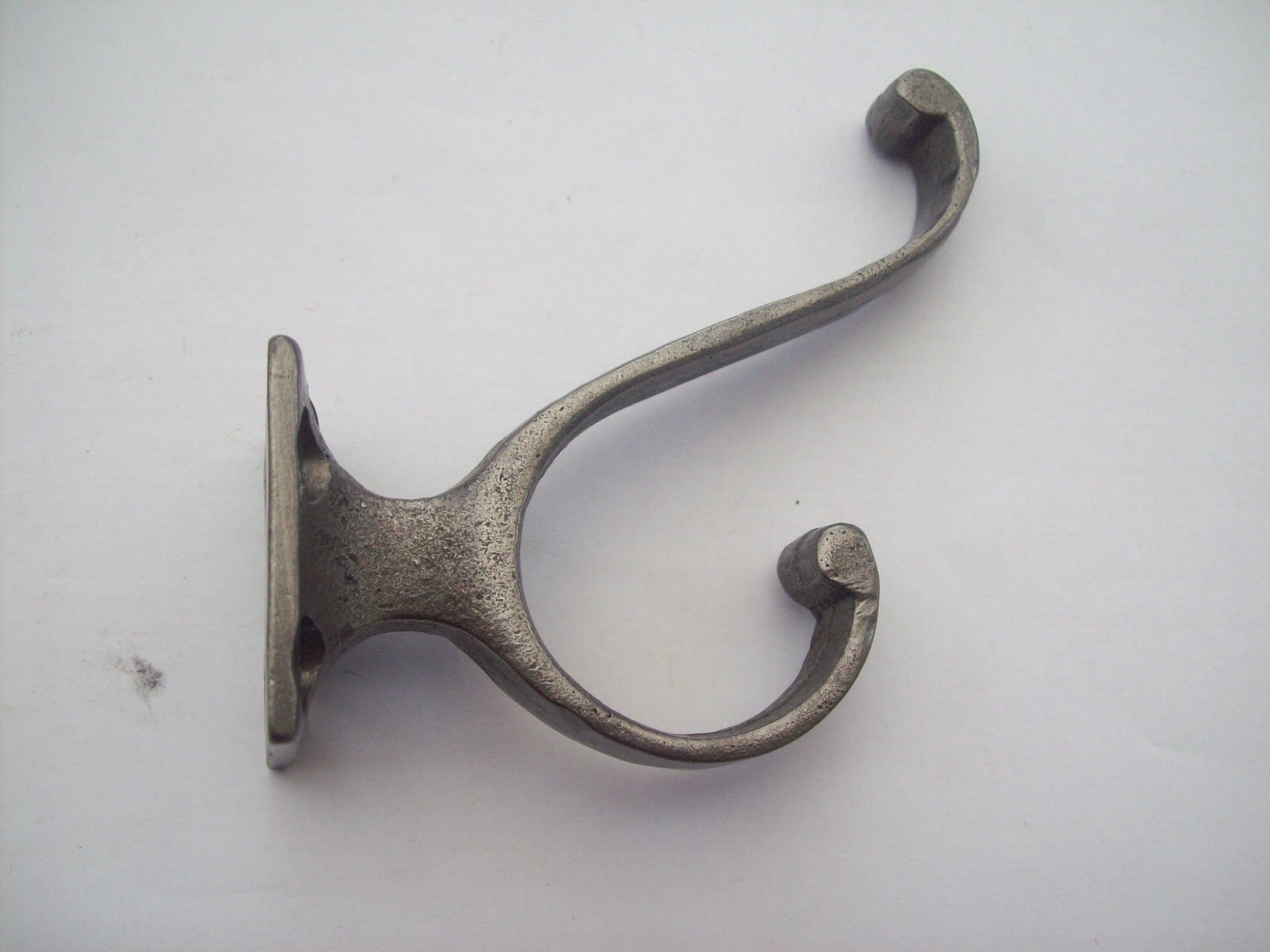 Ironmongery World 5 x Black Antique Cast Iron Fancy Old Victorian Style Hat and Coat Hooks