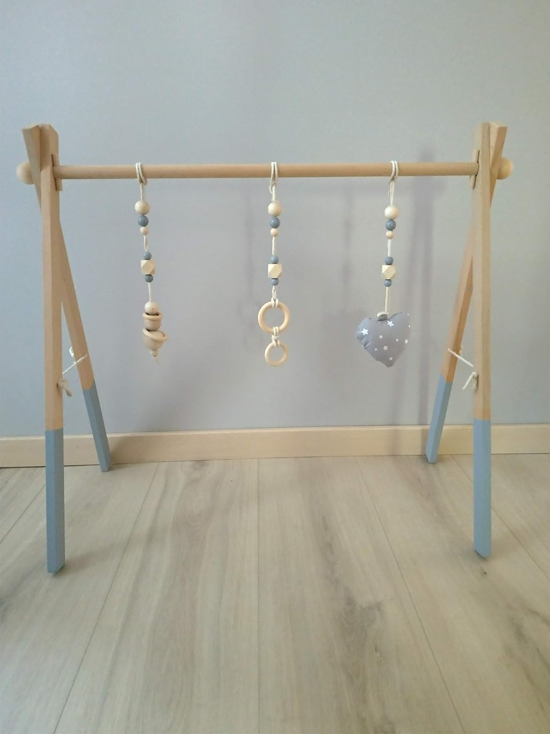 Portique Deveil Arche Dactivites Montessori En Bois De Hetre Modele Gris Coeur Produits Handmade Bebe Et Puericulture Zwembaddebeemd Nl