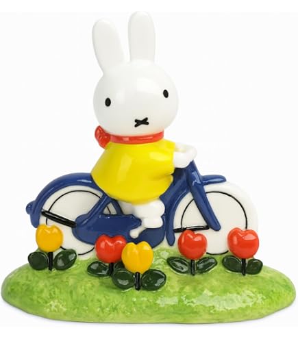 Amazon.com: Miffy Winter Figurine, 3.125 x 2.75 x 5.825 Inches