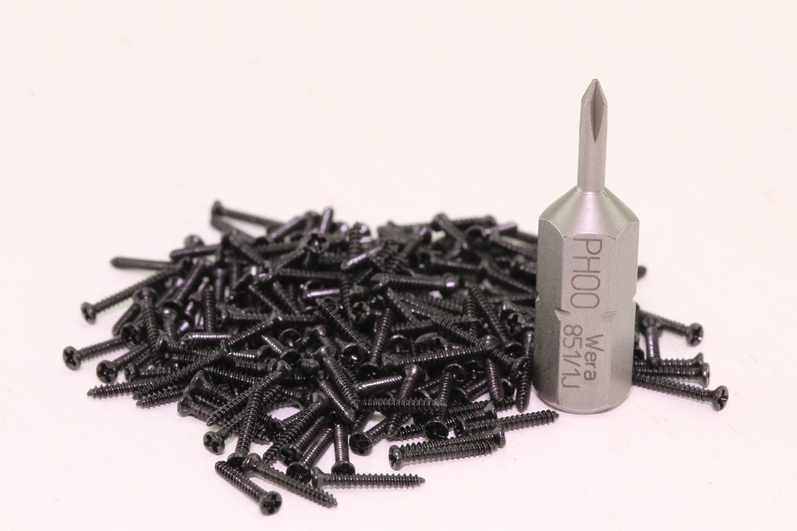 bahnwaren 0006 Track Screws Wood Screws Cross Pack of 200 1.0 x 8 mm + WERA Bit H0 K Track