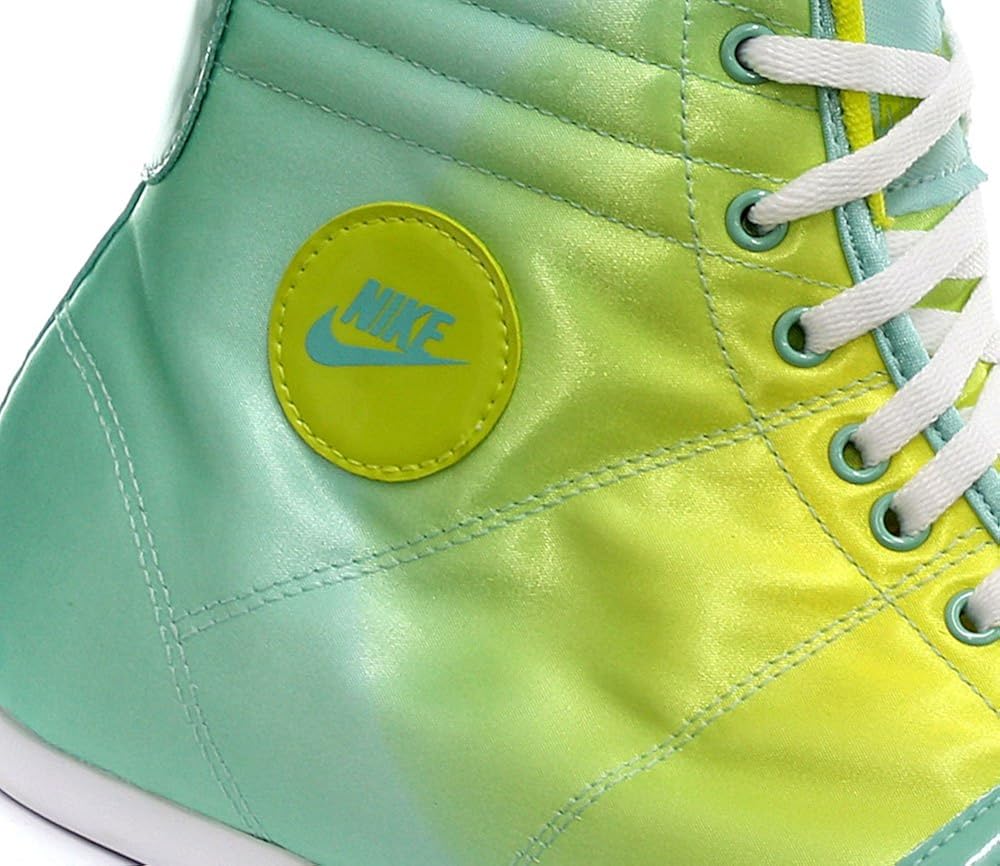 nike hijack mid womens trainers