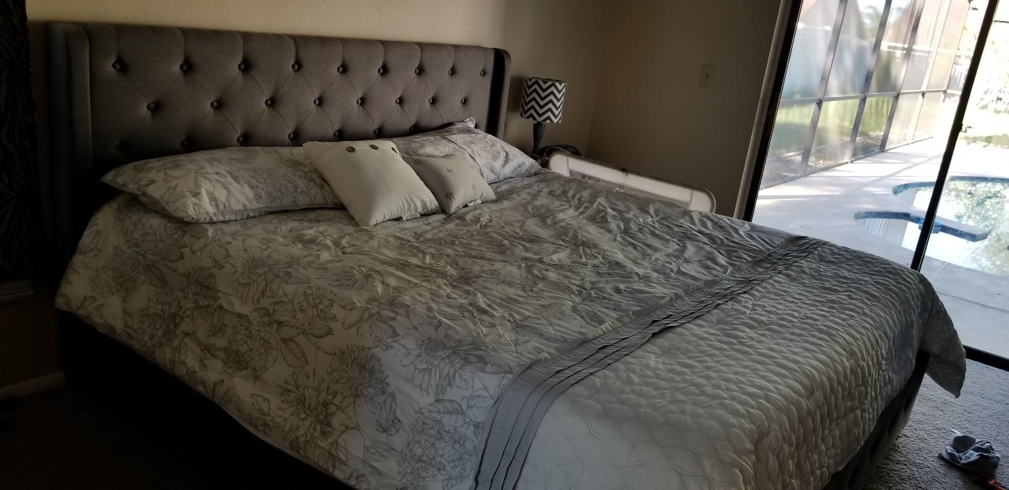 75/mo Finance COSMOLiving by COSMOPOLITAN Mercer Upholstered Bed
