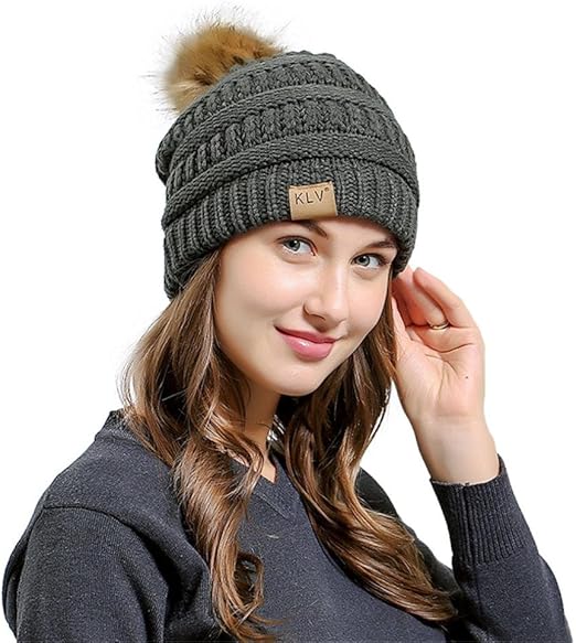 slouchy bobble hat