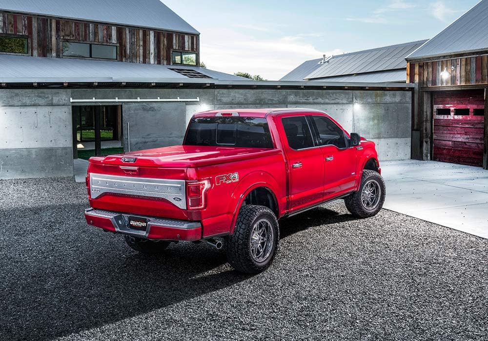 Amazon Com Undercover Elite Lx One Piece Truck Bed Tonneau Cover Uc2158l Ug Fits 15 19 Ford F 150 Ug White Platinum 5 5 Bed Automotive