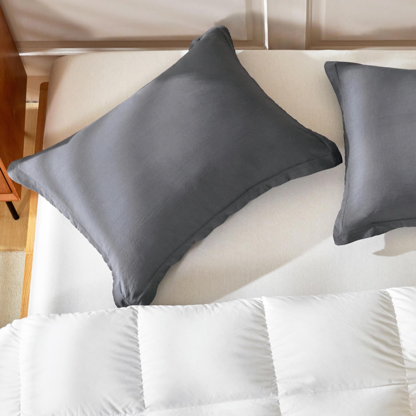 Photo 1 of WARMDERN Gray Pillow Cases Standard Pillow Covers Soft Microfiber Solid Pillow Cases Set of 2 Hotel Pillowcases Set with Envelope Closure(Gray, Queen/Standard 20x26 Inches)