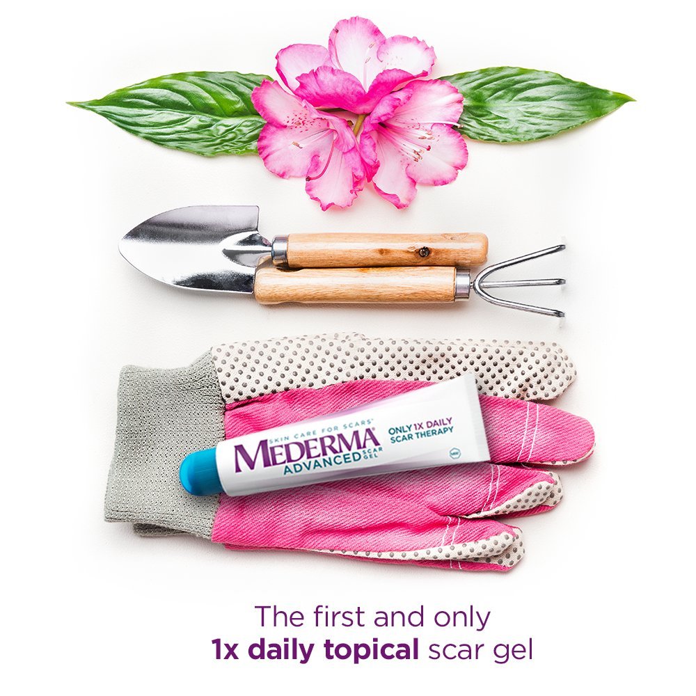 Mederma Advanced Scar Gel 1x Daily Use less, save more Reduces the