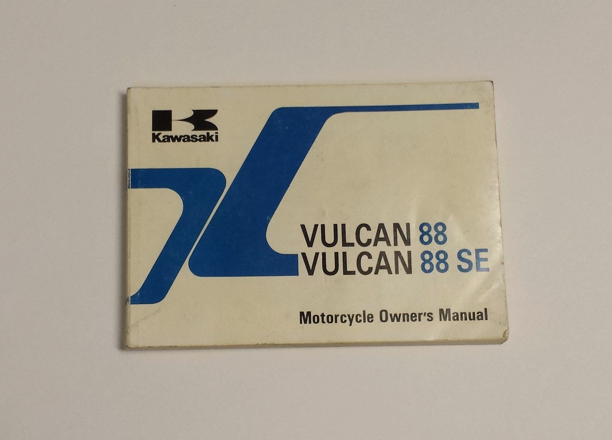 Kawasaki 1994 Vulcan 88 / 88 SE Motorcycle Owners Manual VN1500-A8 / VN1500-B8  Paperback – 1993