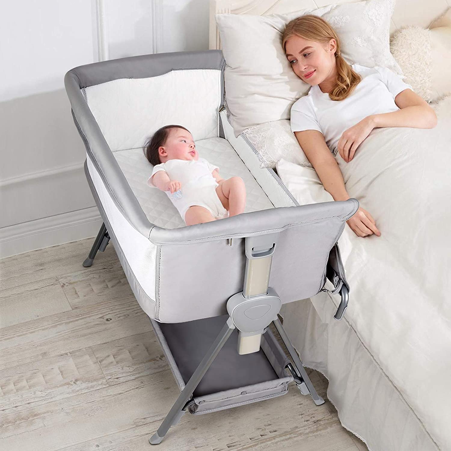CRZDEAL Bassinet for Babies Lightweight and Mobile with Storage Basket Bedside Sleepers for Baby/Infants/Baby Girl/Baby Boy to Reduce Mom's Fatigue