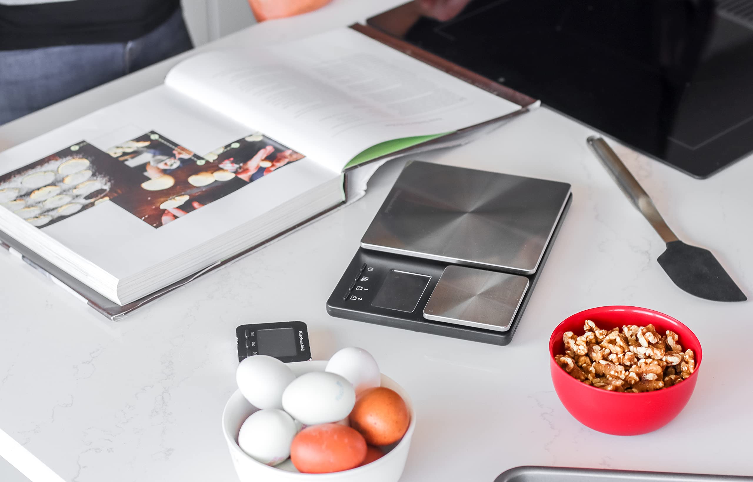 KitchenAid Digital Food Scale with Two Platforms, Weighs Between 5000g and 500g, Black, One Size