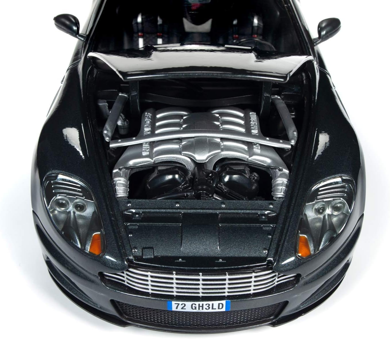 Auto World AWSS123 1:18 Aston Martin DBS-James Bond: Toys & Games