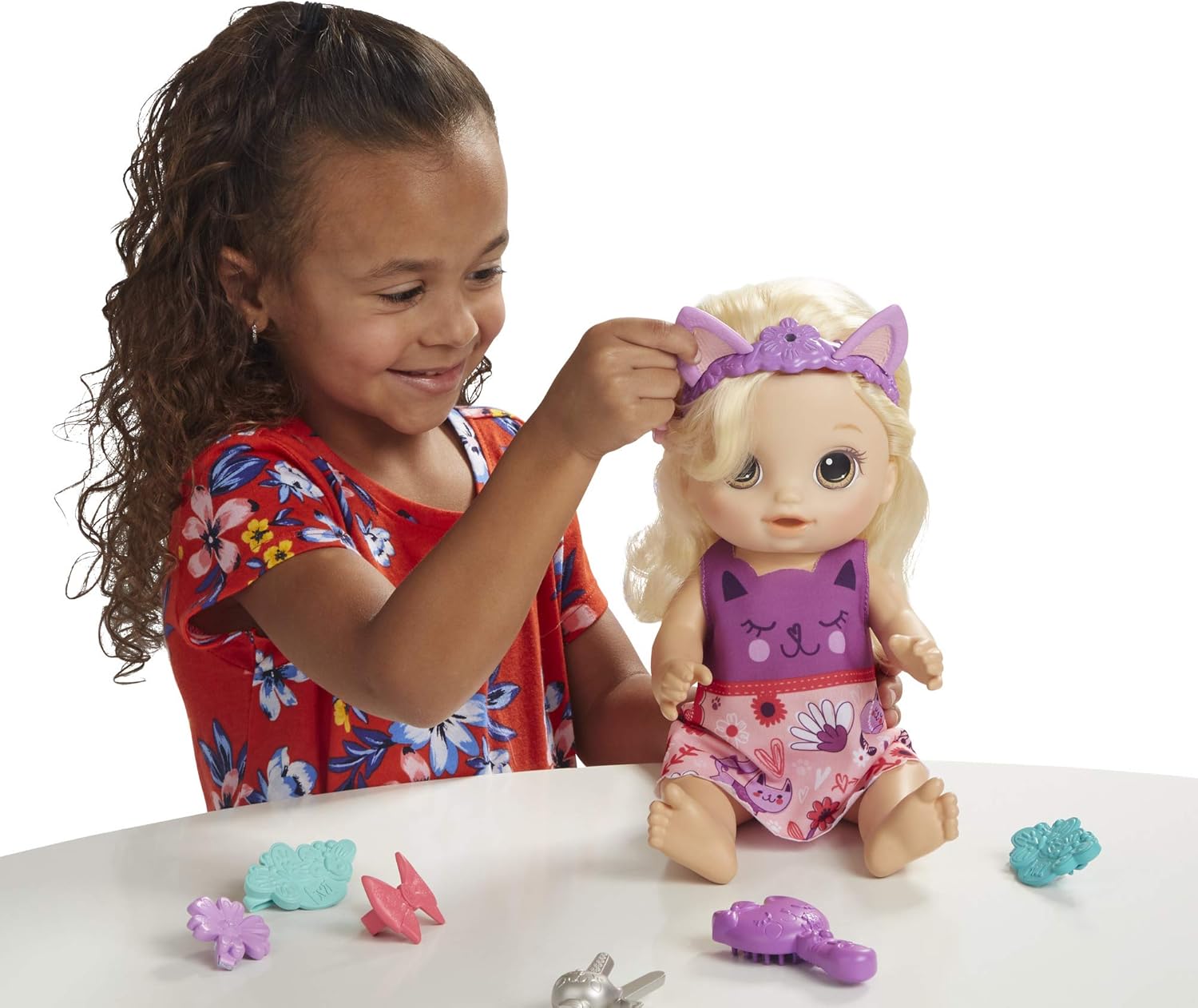 Amazon.com: Baby Alive Snip - Muñeca de pelo rubio con flequillo que crecen, luego se corta y se mueve para niños a partir de 3 años: Toys \u0026 Games