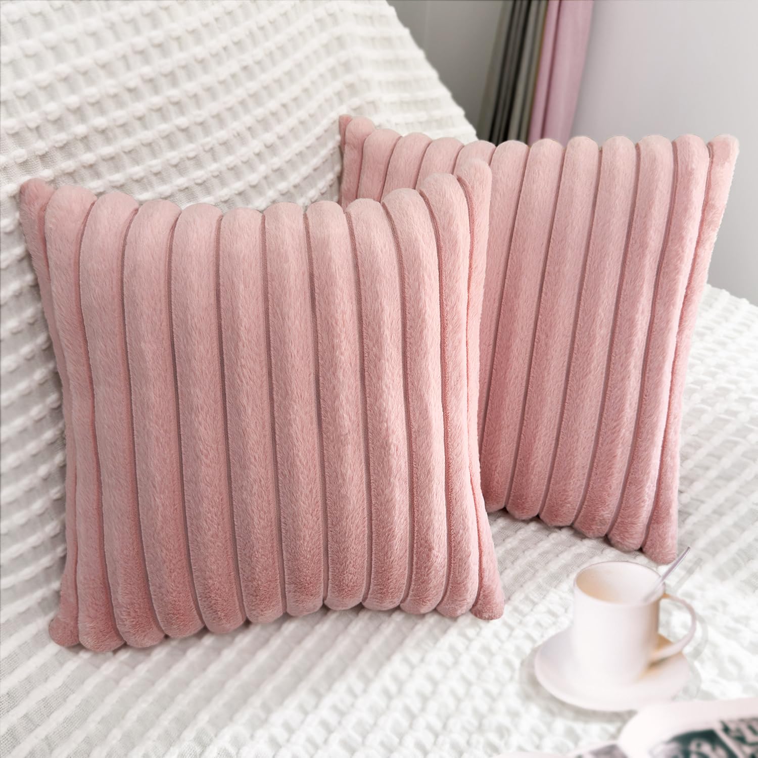Photo 1 of * one has a small stain *
2 Pack 18x18 Pillow Cover Velvet Pillow Covers, Faux Fur Square Throw Pillow Covers for Living Room Decorations Throw Pillow Case, Throw Pillow Cover Cushion Cover for Home Sofa Bedroom Car, Pink
