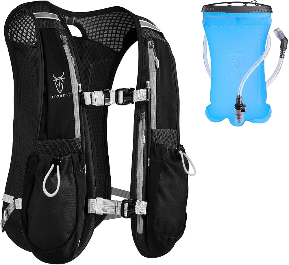 UTOBEST 5L Running Vest Hydration Pack Black 1.5L Bladder Men Women