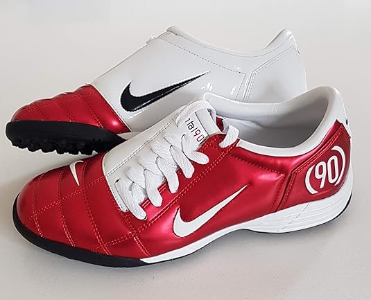 nike total 90 trainers