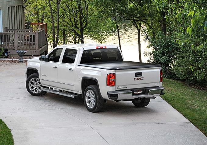 Amazon Com Undercover Classic One Piece Truck Bed Tonneau Cover Uc4080 Fits 07 13 Toyota Tundra 5 5 Bed Automotive