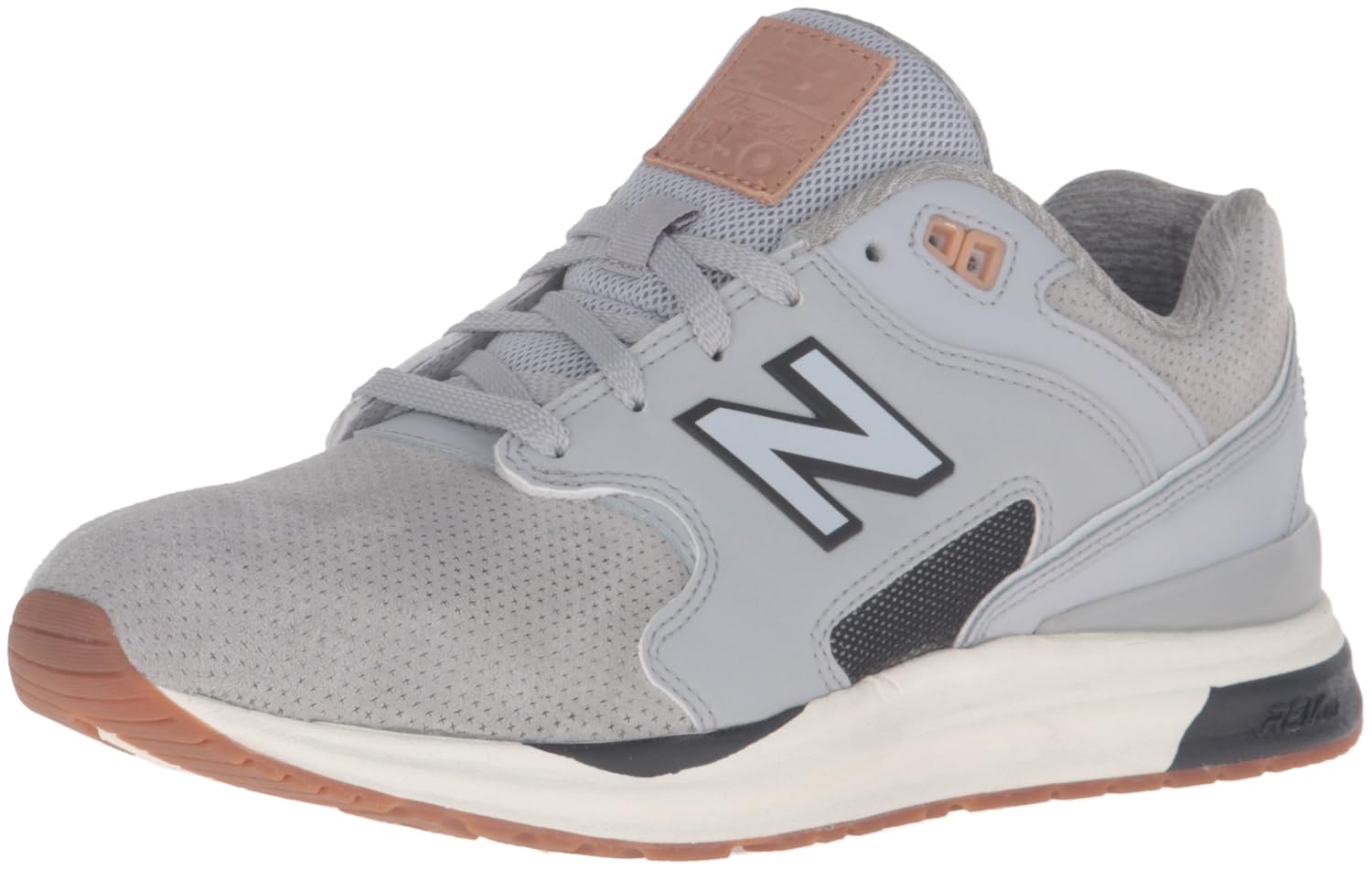 new balance suede tennis shoes