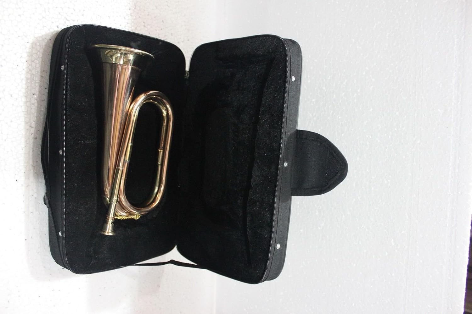Queen Brass Bugle Brass With Bugle Instrument W/Case Gold: Musical Instruments